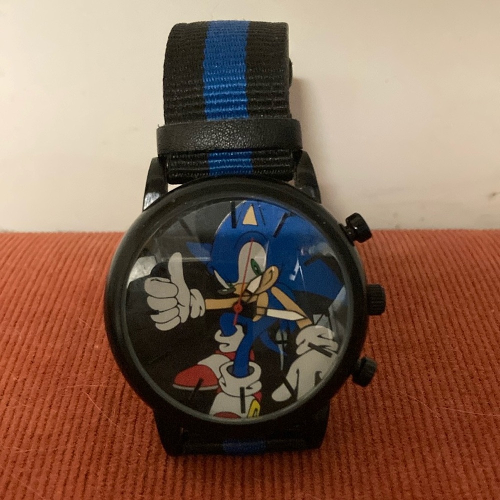 Accutime Sega Sonic The Hedgehog watch